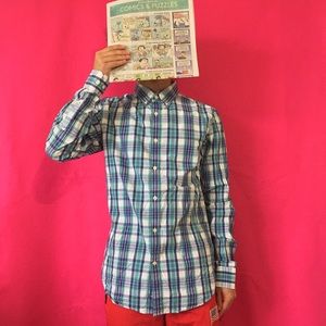 Modern Banana Republic Plaid Button-Up Shirt